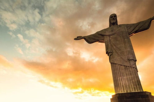 O Brasil não precisa de Deus